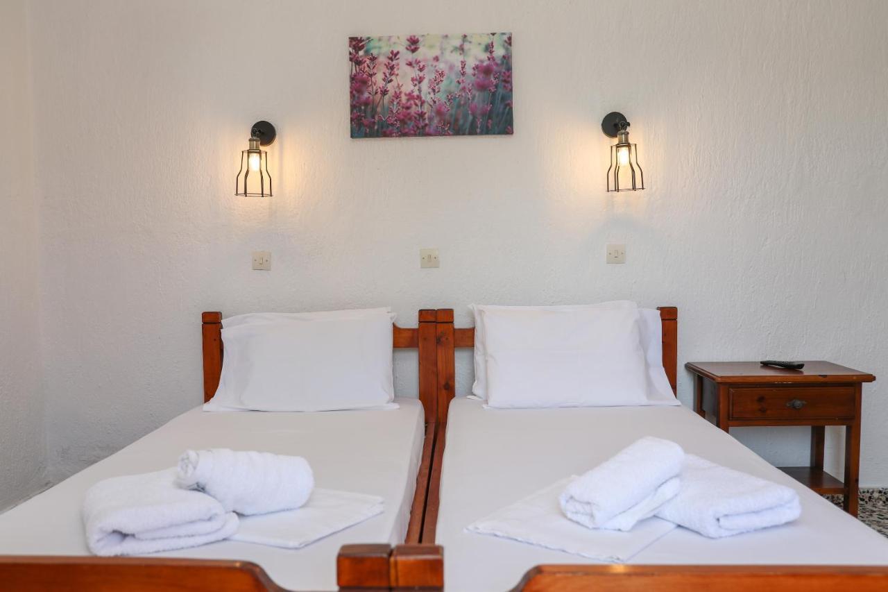 Fotini Rooms Скопелос Екстериор снимка