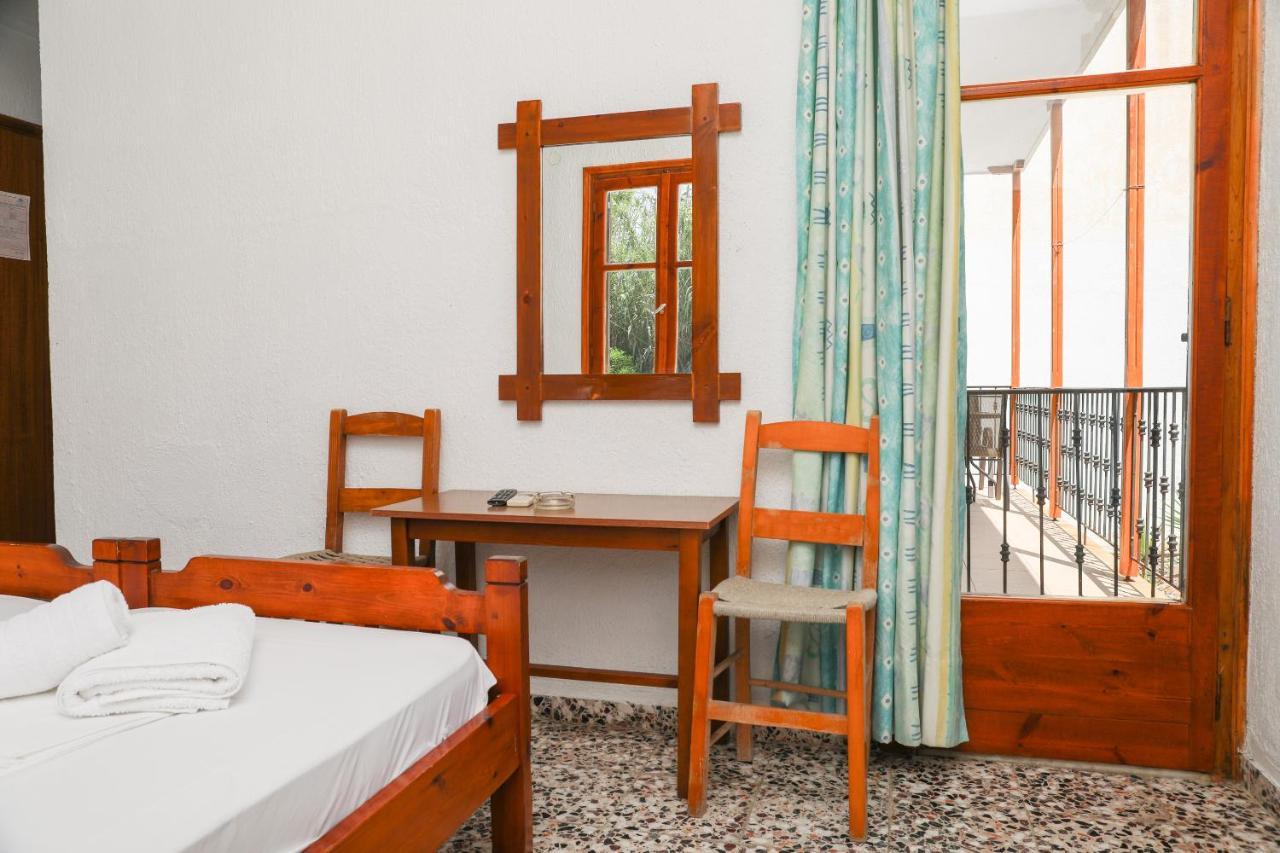 Fotini Rooms Скопелос Екстериор снимка