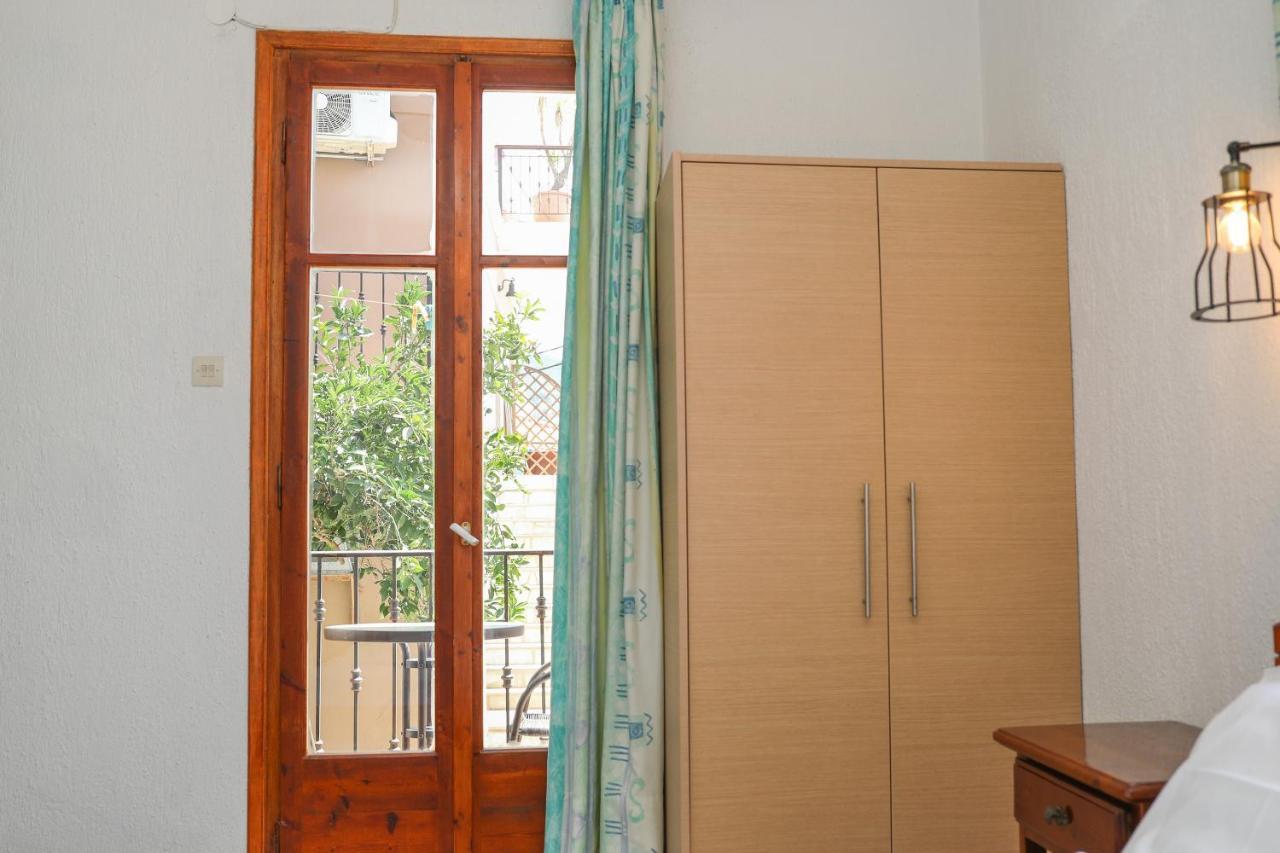 Fotini Rooms Скопелос Екстериор снимка