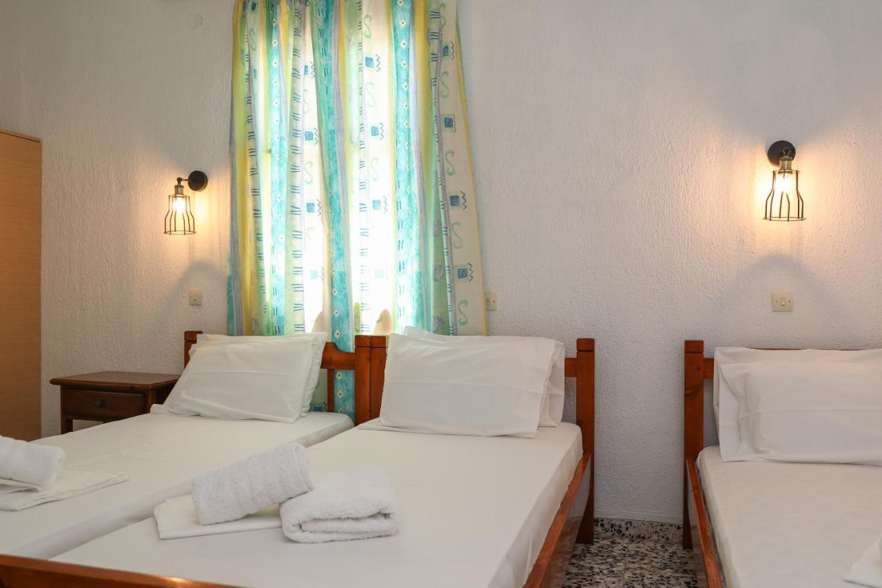Fotini Rooms Скопелос Екстериор снимка